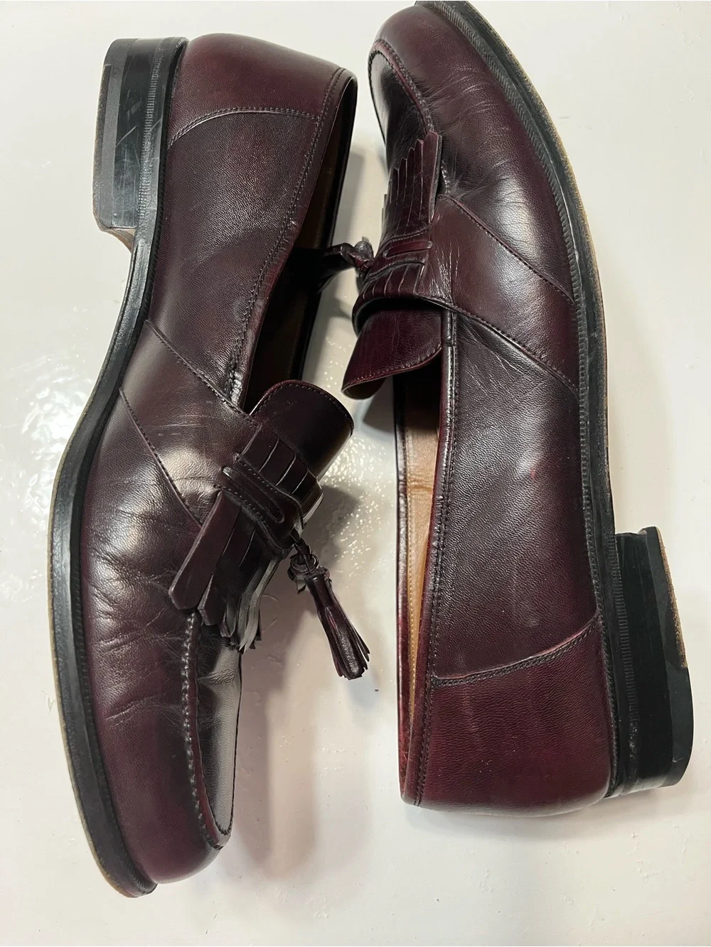 Magnanni hand finished